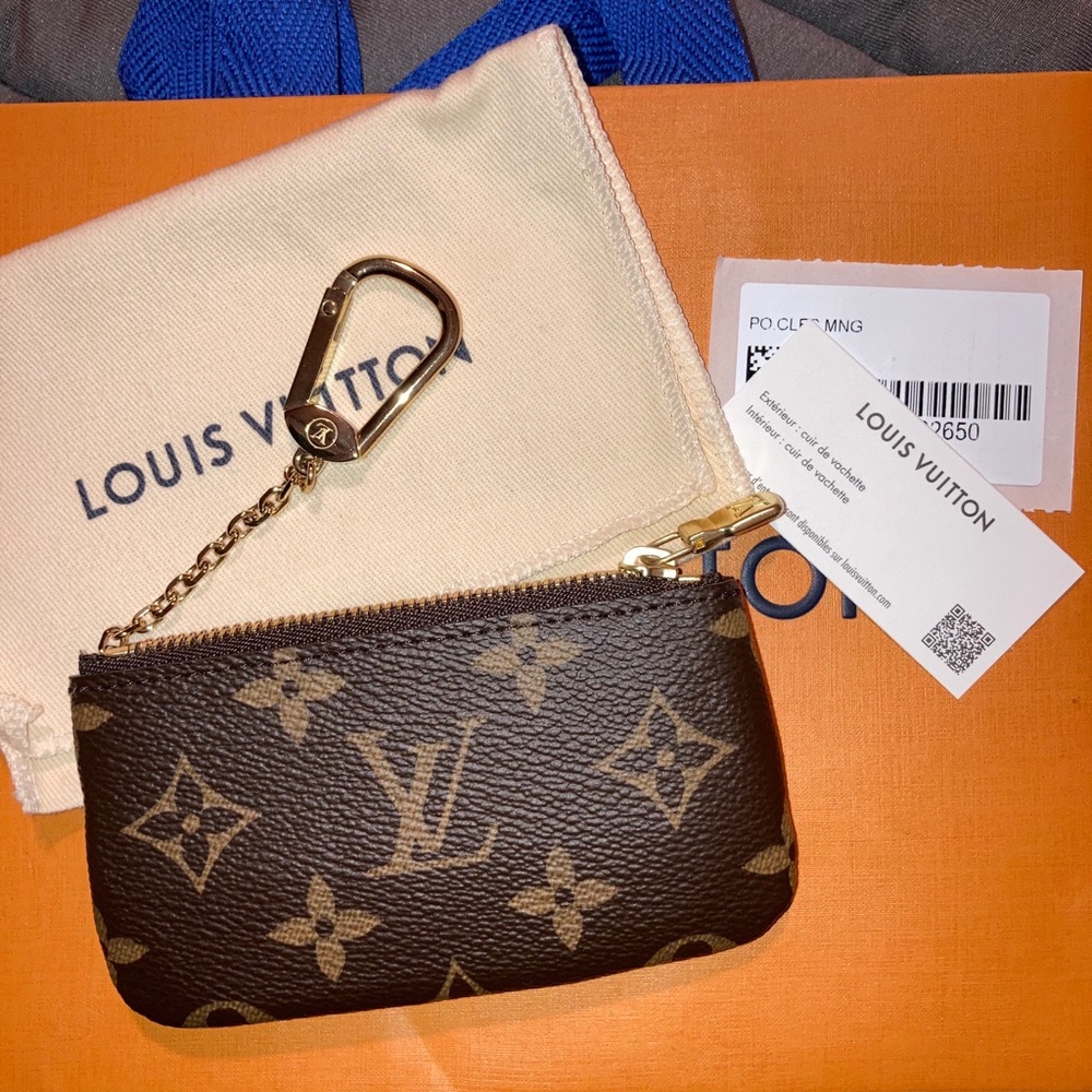 louis vuitton monogram key clay